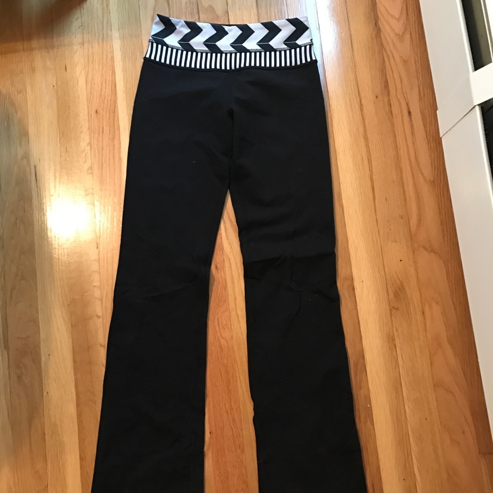 lululemon athletica Black Pants with Chevron Waistband